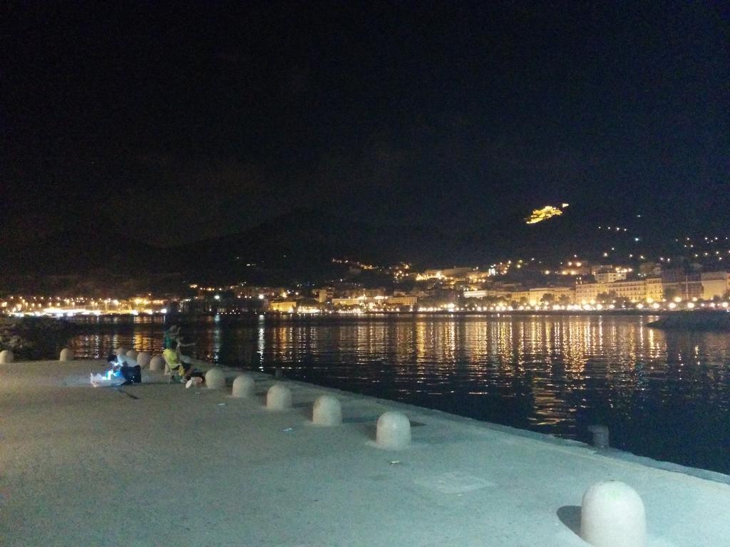 La Mia Casetta Σαλέρνο Εξωτερικό φωτογραφία